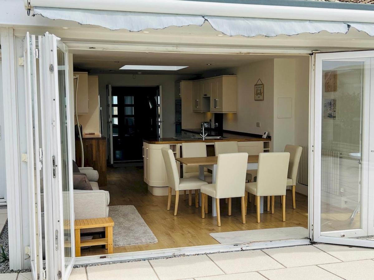 Pass The Keys Fabulous Beach Front Holiday Location Lydd Exteriér fotografie