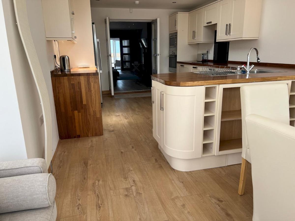 Pass The Keys Fabulous Beach Front Holiday Location Lydd Exteriér fotografie