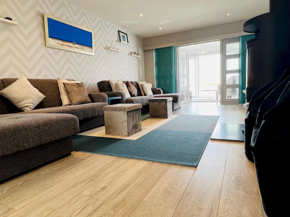 Pass The Keys Fabulous Beach Front Holiday Location Lydd Exteriér fotografie